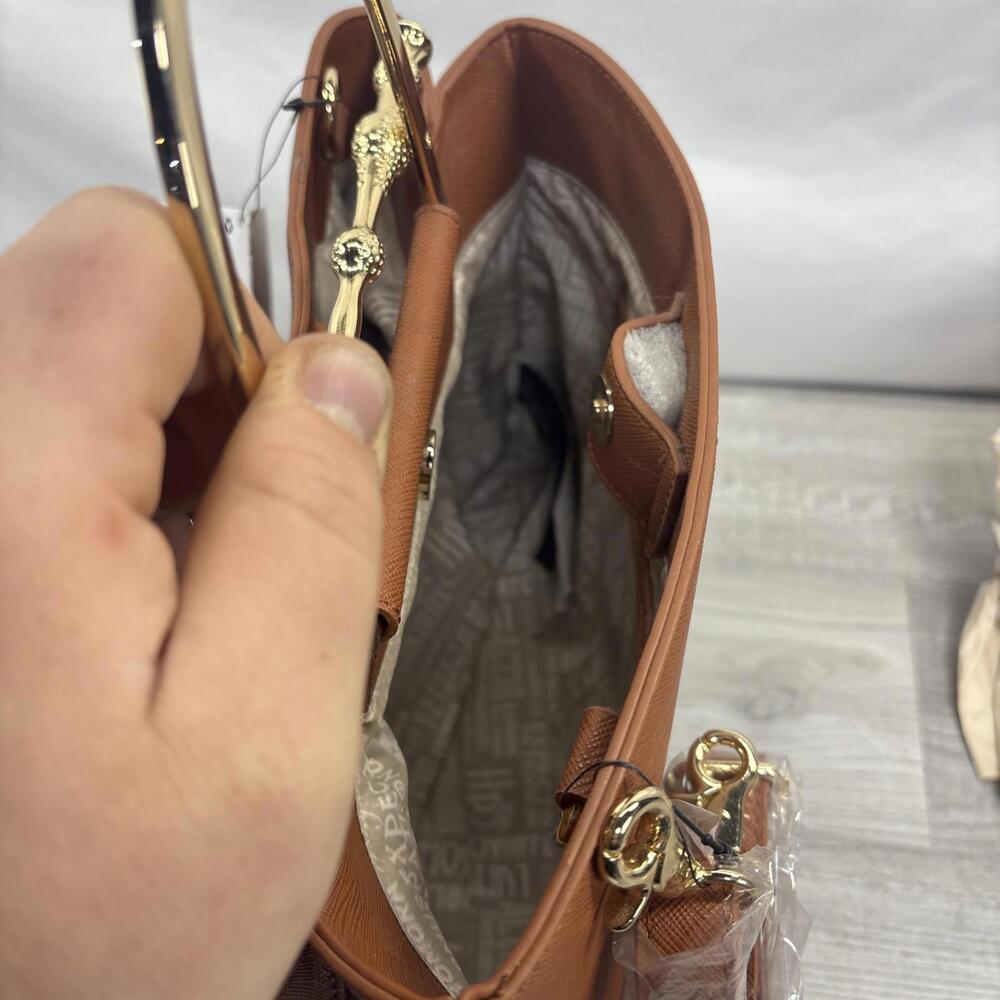 Loungefly Harry Potter Cognac Wand Handbag Exclusive - Picture 7 of 15